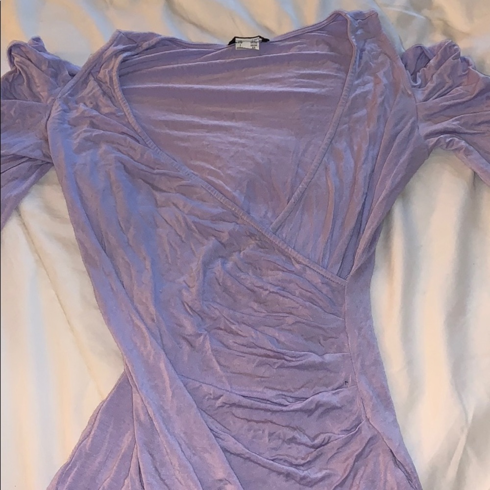 Low v neck long sleeve